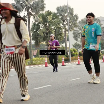 Runner Photo 5900302