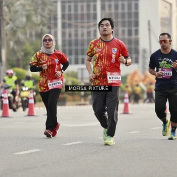Runner Photo 5900320