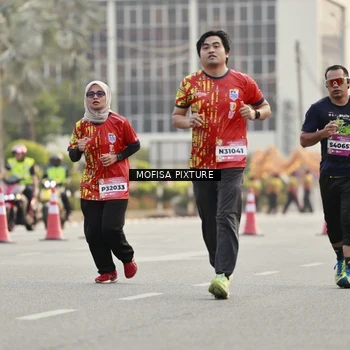 Runner Photo 5900334
