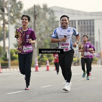 Runner Photo 5900358