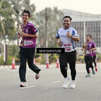 Runner Photo 5900372