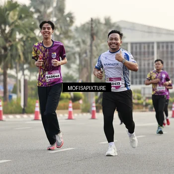 Runner Photo 5900383