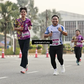 Runner Photo 5900389
