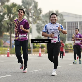Runner Photo 5900390