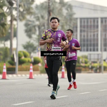 Runner Photo 5900402