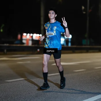 Runner Photo 5900419