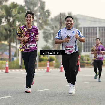 Runner Photo 5900422