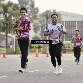Runner Photo 5900425