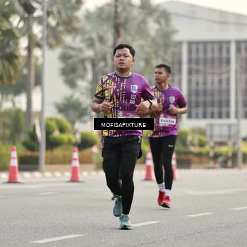 Runner Photo 5900436