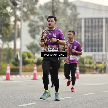 Runner Photo 5900437