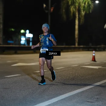 Runner Photo 5900450