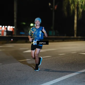 Runner Photo 5900489