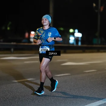 Runner Photo 5900495