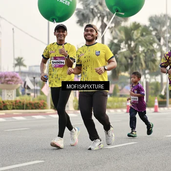Runner Photo 5900535