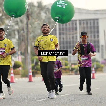 Runner Photo 5900540