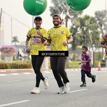 Runner Photo 5900544
