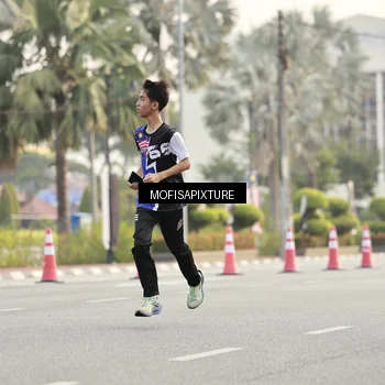 Runner Photo 5900545