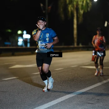 Runner Photo 5900558