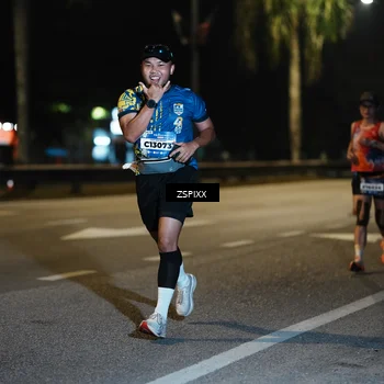 Runner Photo 5900560