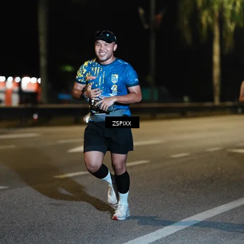 Runner Photo 5900576