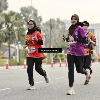 Runner Photo 5900587