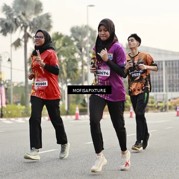 Runner Photo 5900595