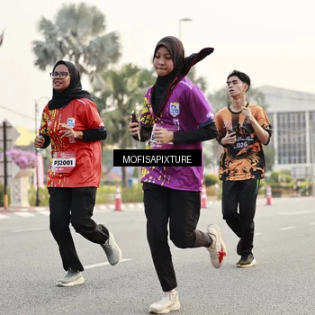 Runner Photo 5900623