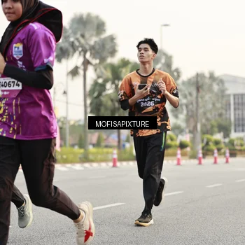 Runner Photo 5900634