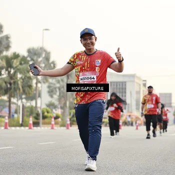 Runner Photo 5900654