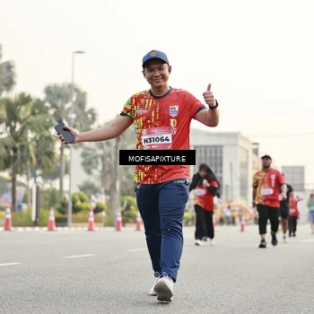 Runner Photo 5900656