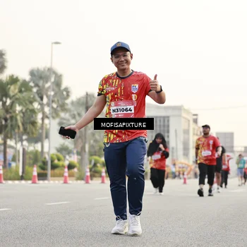 Runner Photo 5900664