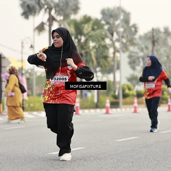 Runner Photo 5900666