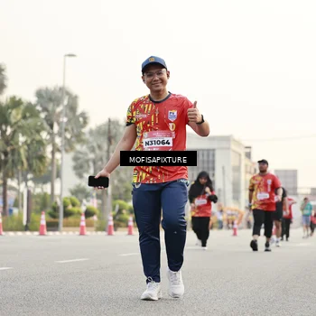 Runner Photo 5900671