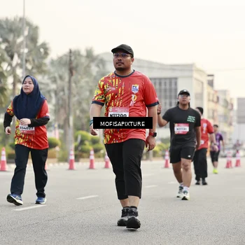 Runner Photo 5900673