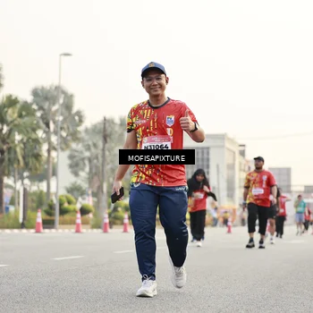 Runner Photo 5900678