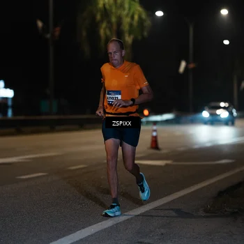 Runner Photo 5900679