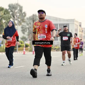 Runner Photo 5900680