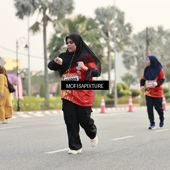 Runner Photo 5900681