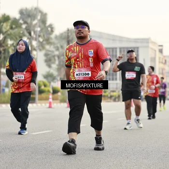 Runner Photo 5900700