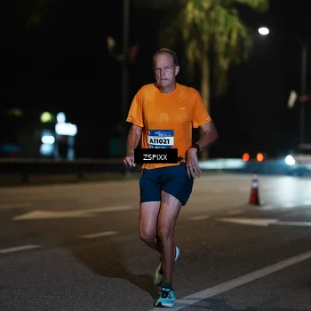 Runner Photo 5900705