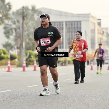 Runner Photo 5900710