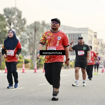 Runner Photo 5900711