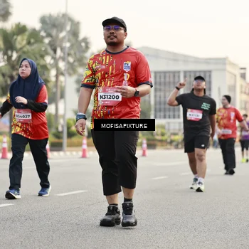 Runner Photo 5900717