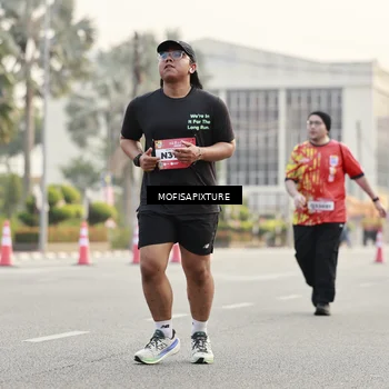 Runner Photo 5900722