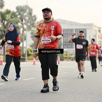 Runner Photo 5900723