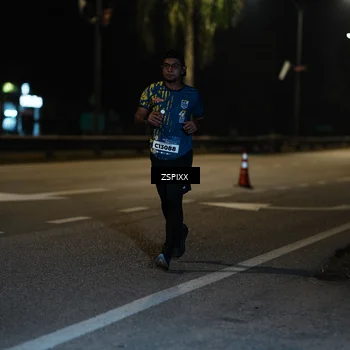 Runner Photo 5900742