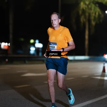Runner Photo 5900745