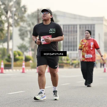 Runner Photo 5900760