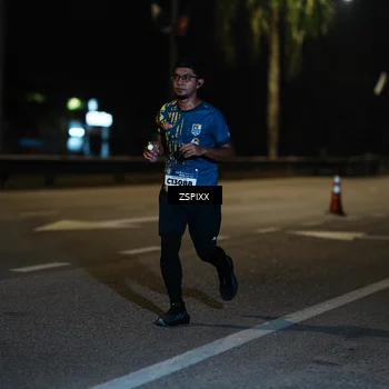 Runner Photo 5900765