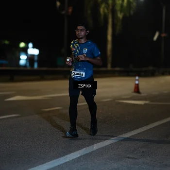 Runner Photo 5900770